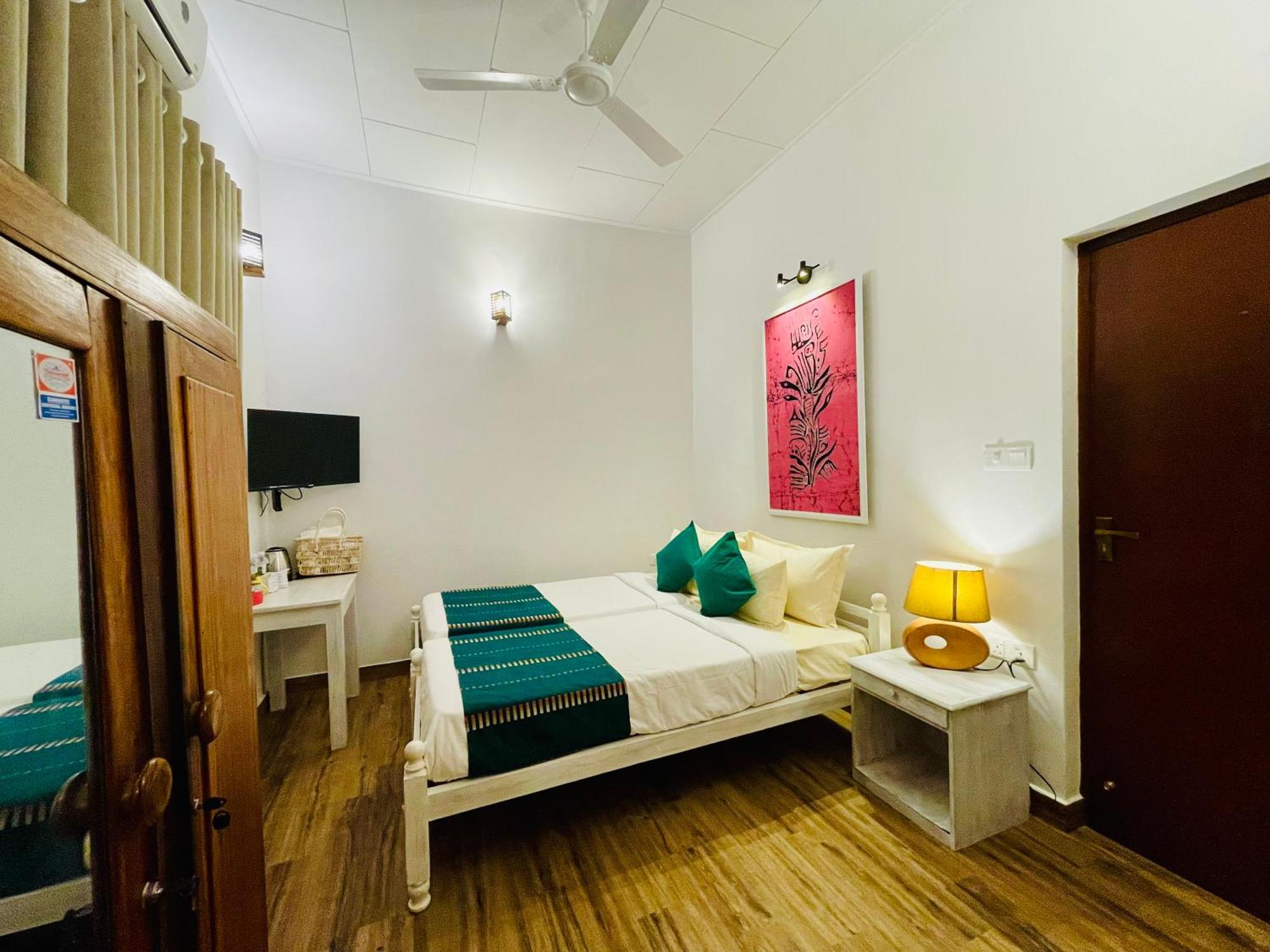Ayur Ayur White Sail Villa Dalupotha Zewnętrze zdjęcie