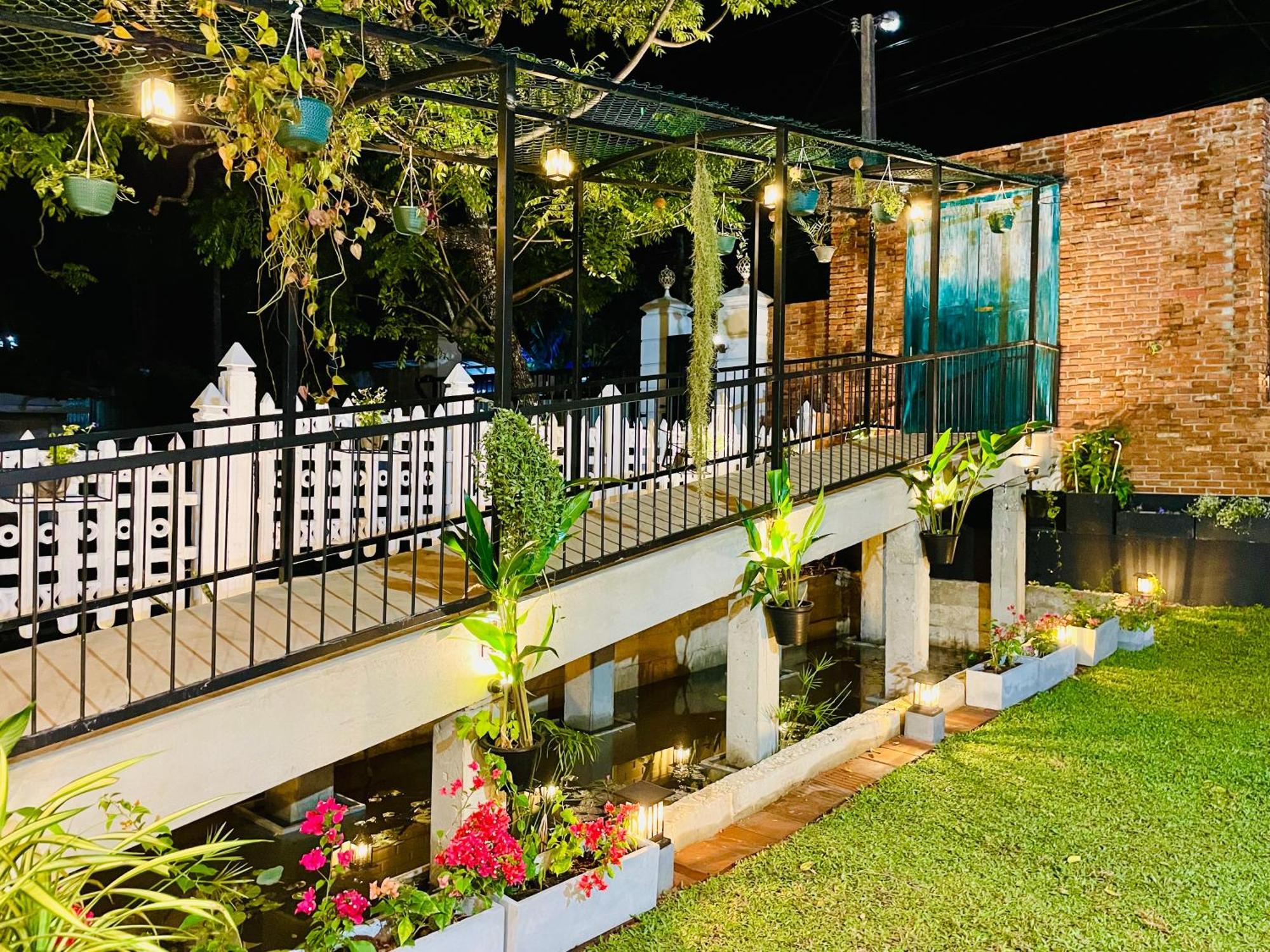Ayur Ayur White Sail Villa Dalupotha Zewnętrze zdjęcie